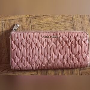 Vintage Miu Miu Luxury Long Matelasse Pink Leather Wallet #0285